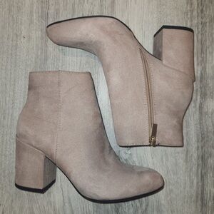 Elegant Pale Pink Faux Suede Ankle Boots